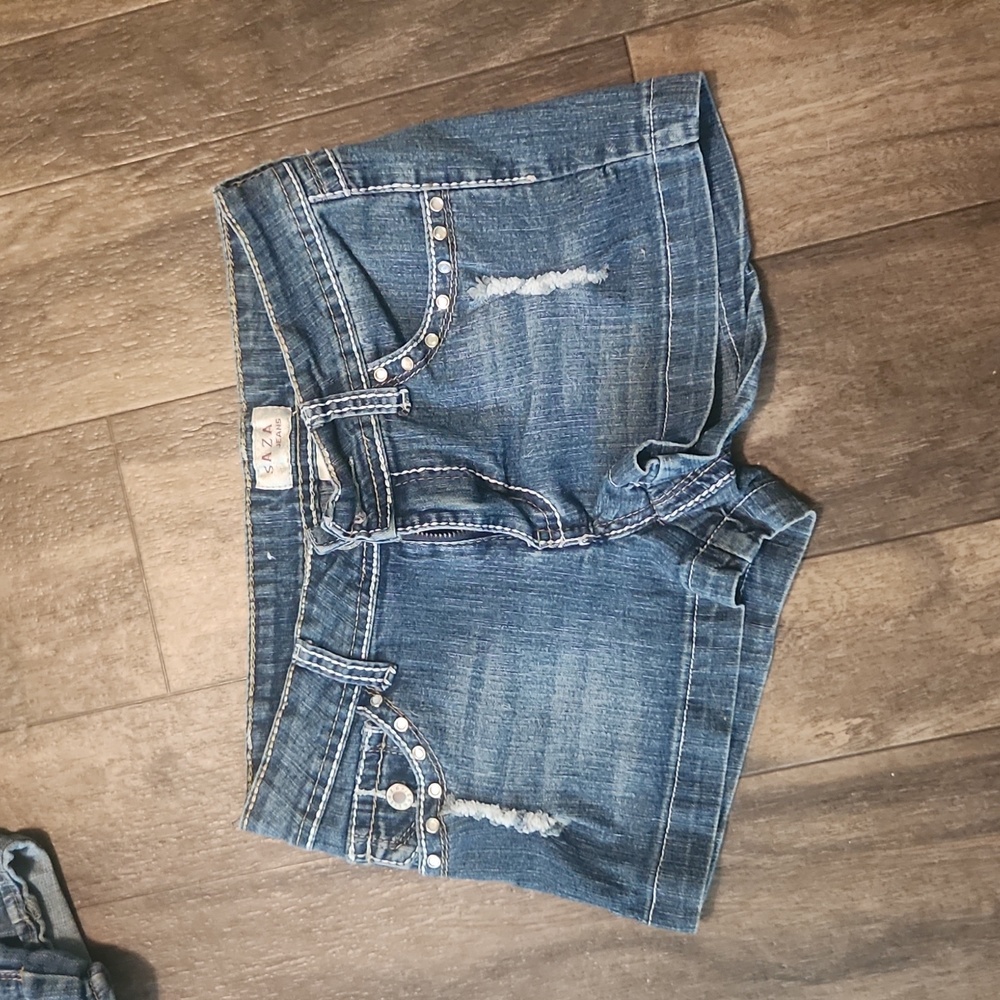 Size 3 saza shorts